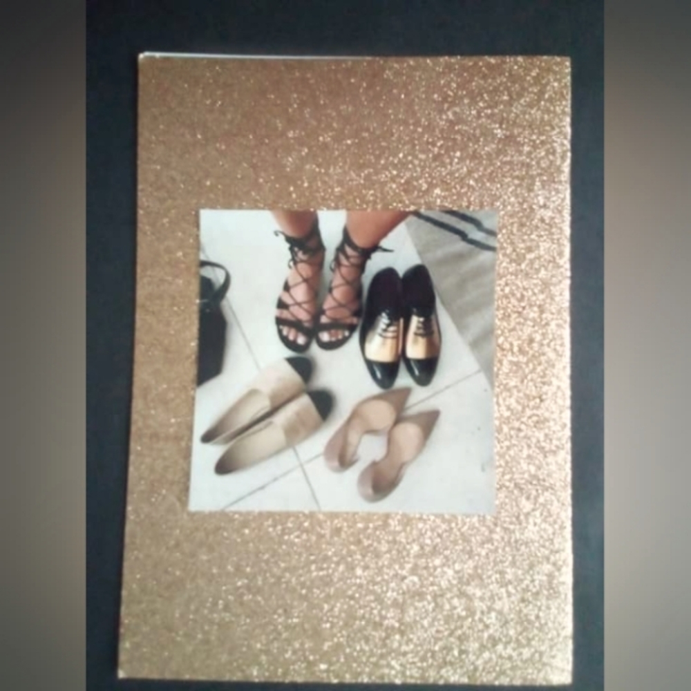 (5 diff) Group photo/Shoe Portraits [choose one] - Picture 3 of 5